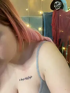 KellyMoors online show from 11-03-25, 01:11