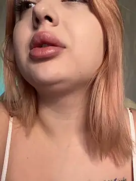 KellyMoors online show from 03-19-26, 01:16