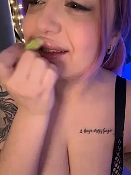 KellyMoors online show from 03-12-26, 02:06