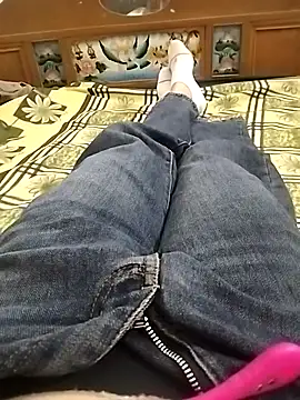 Lili 2love online show from 10-24-25, 12:42