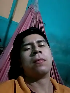 Travieso loco9 online show from 10-14-25, 04:46