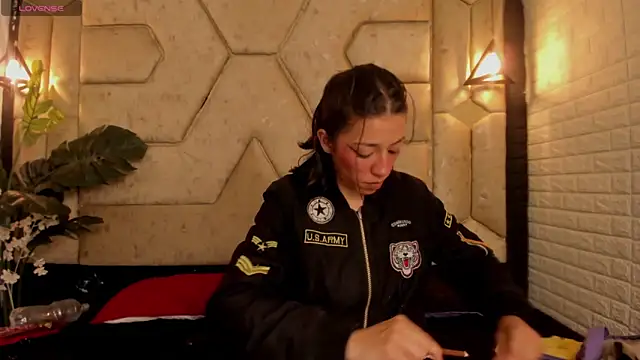 Julieta Slav3 online show from 04-16-26, 09:39