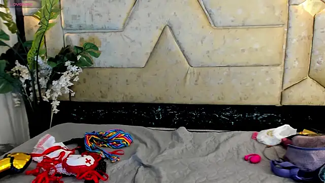 Julieta Slav3 online show from 05-14-26, 09:12