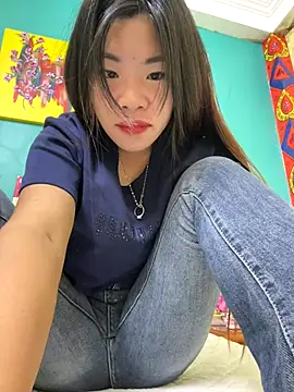 Snapshot of Noen_22 chatting on 10-31-25, 04:42 Noen 22 online show from 10-31-25, 04:42