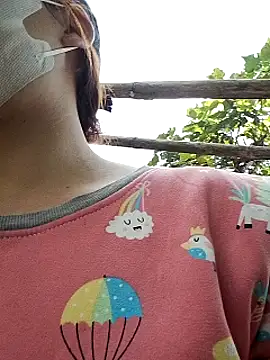 Snapshot of Noen_22 chatting on 11-24-25, 02:55 Noen 22 online show from 11-24-25, 02:55