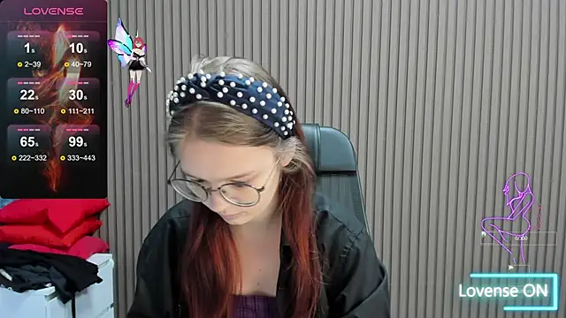Snapshot of shy_elina01 chatting on 10-05-25, 10:28 shy elina01 online show from 10-05-25, 10:28