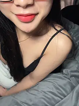 Linh5790 online show from 12-23-25, 07:40