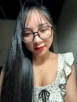 Linh5790 online show from 10-16-25, 02:47
