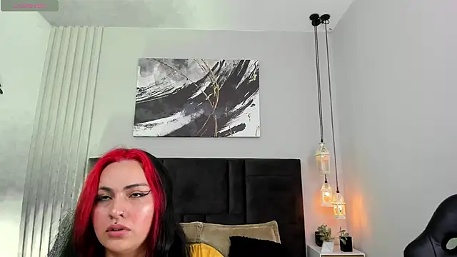 Snapshot of Ana_coral chatting on 10-09-25, 04:13 Ana coral online show from 10-09-25, 04:13