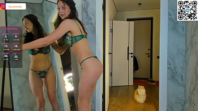 miamiumiu online show from 11-30-25, 12:33