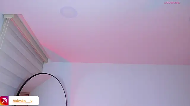 valeska  V online show from 05-31-26, 06:52