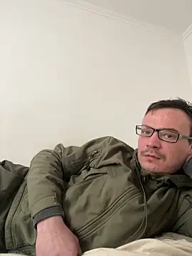 viktor1992-1-1 online show from 03-03-26, 07:48