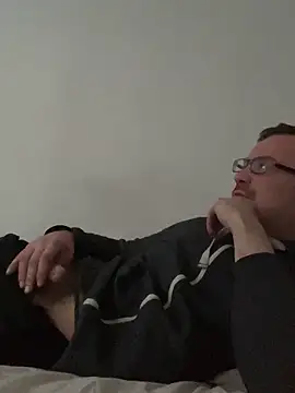 viktor1992-1-1 online show from 03-11-26, 04:01