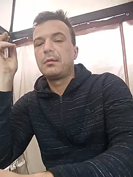 viktor1992-1-1 online show from 07-15-26, 04:30