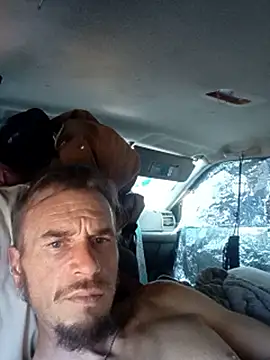 LetMeLiqU online show from 10-18-25, 11:18