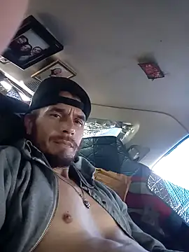 LetMeLiqU online show from 11-18-25, 08:45