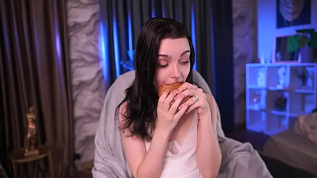 ElizabethMilller  online show from 04-17-26, 10:23