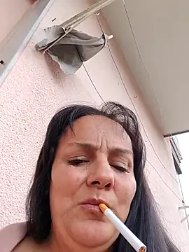 Snapshot of pasajuis chatting on 10-17-25, 01:24 pasajuis online show from 10-17-25, 01:24