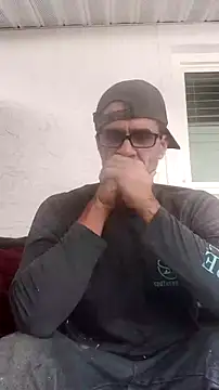 Snapshot of Thatfknguy81 chatting on 05-03-26, 05:49 Thatfknguy81 online show from 05-03-26, 05:49