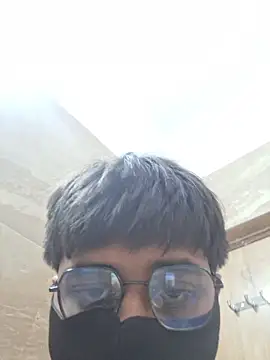 Snapshot of UsurpedThaw chatting on 11-18-25, 06:55 UsurpedThaw online show from 11-18-25, 06:55