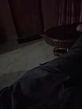 Snapshot of UsurpedThaw chatting on 11-16-25, 10:20 UsurpedThaw online show from 11-16-25, 10:20