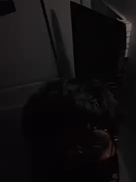 Snapshot of UsurpedThaw chatting on 11-17-25, 06:34 UsurpedThaw online show from 11-17-25, 06:34