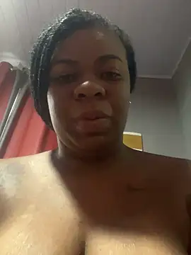Snapshot of Priihmedeiros chatting on 10-15-25, 02:25 Priihmedeiros online show from 10-15-25, 02:25