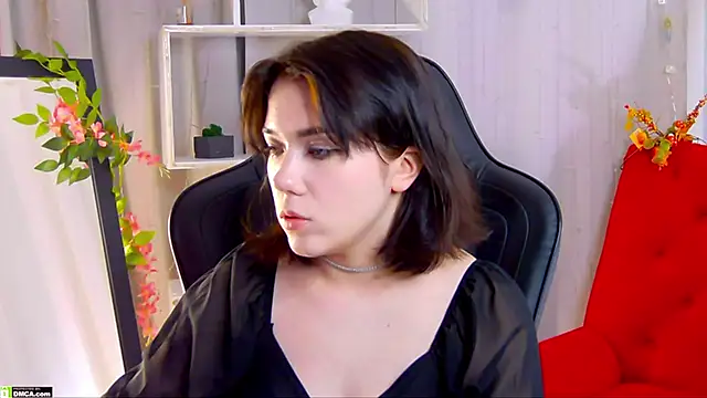 Kelly foox online show from 12-02-25, 09:22