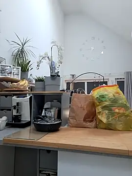 Vintermelon2 online show from 02-19-26, 07:49