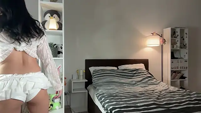 yourlittlesunrise  online show from 04-02-26, 06:20