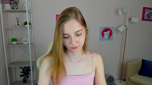 L1na Reeds online show from 10-16-25, 01:14