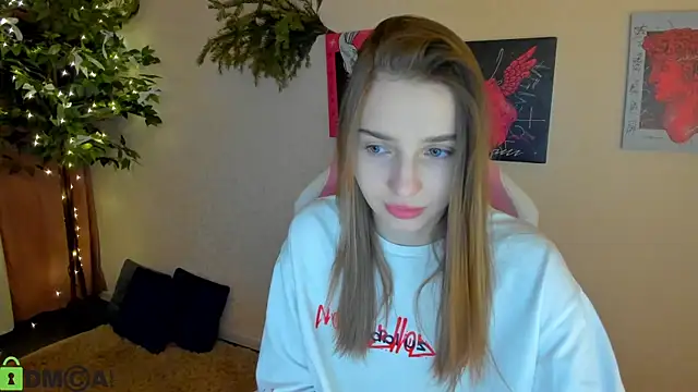 L1na Reeds online show from 12-23-25, 01:05