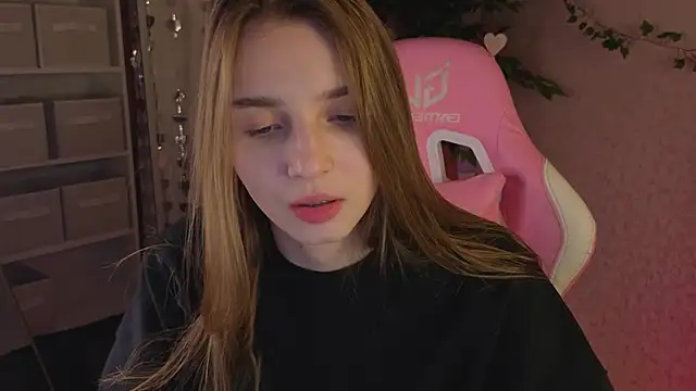 L1na Reeds online show from 03-04-26, 01:13