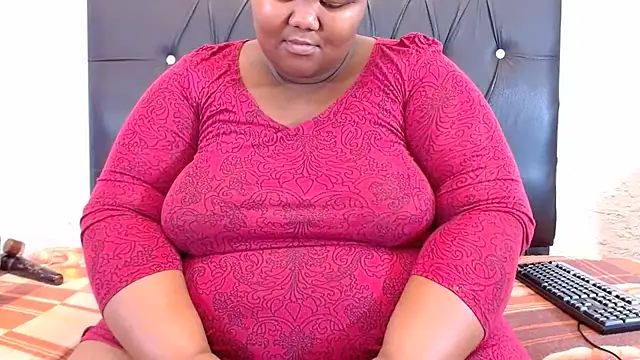 LadyBear2002 online show from 04-07-26, 07:04