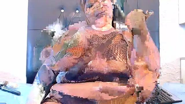 LadyBear2002 online show from 03-19-26, 10:59