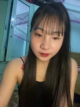 Snapshot of banlinh004 chatting on 02-19-26, 06:05 banlinh004 online show from 02-19-26, 06:05