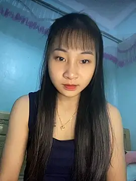 Snapshot of banlinh004 chatting on 10-27-25, 05:30 banlinh004 online show from 10-27-25, 05:30