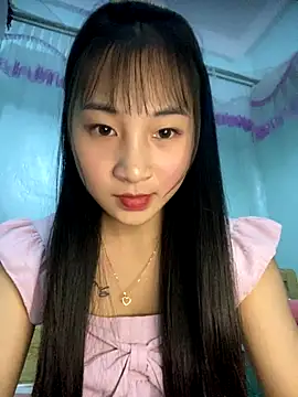 Snapshot of banlinh004 chatting on 11-01-25, 03:39 banlinh004 online show from 11-01-25, 03:39