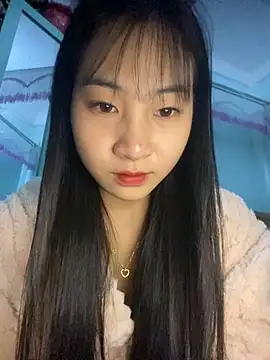 Snapshot of banlinh004 chatting on 12-02-25, 01:46 banlinh004 online show from 12-02-25, 01:46