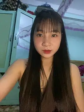 Snapshot of banlinh004 chatting on 03-01-26, 03:12 banlinh004 online show from 03-01-26, 03:12