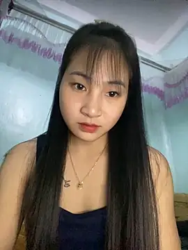 banlinh004 online show from 10-10-25, 03:02