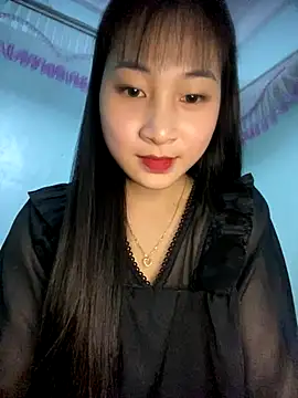 Snapshot of banlinh004 chatting on 11-11-25, 02:45 banlinh004 online show from 11-11-25, 02:45