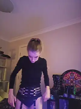 lonely Cosplay chick online show from 11-05-25, 04:54