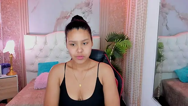 AriaVega online show from 03-23-26, 11:43