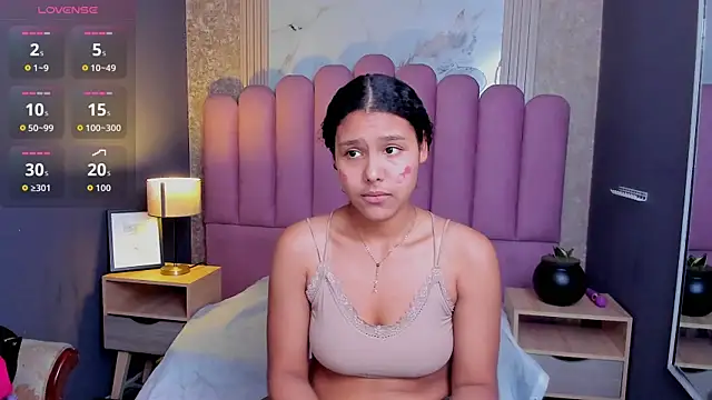 AriaVega online show from 12-20-25, 12:52