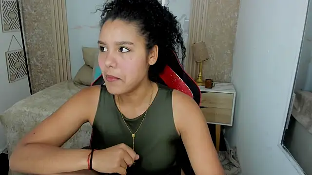 AriaVega online show from 05-26-26, 02:26