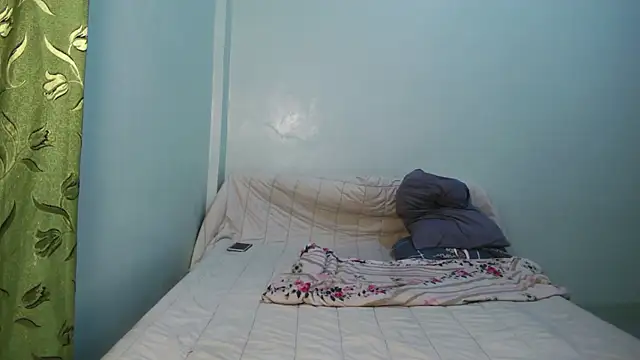 TeaseNPlease 13 online show from 01-18-26, 04:10