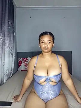 Sultrytits6 online show from 03-13-26, 07:52