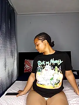 Sultrytits6 online show from 11-01-25, 06:02