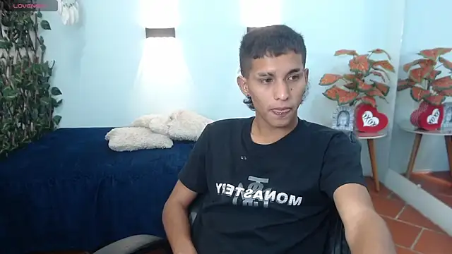 LiamBlack16 online show from 10-12-25, 01:34